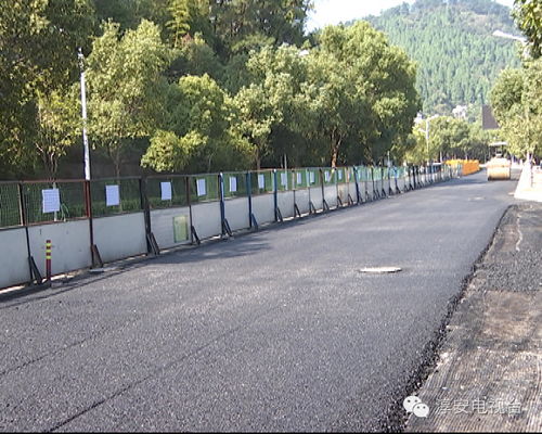 城中湖南路瀝青路面改造工程有序推進