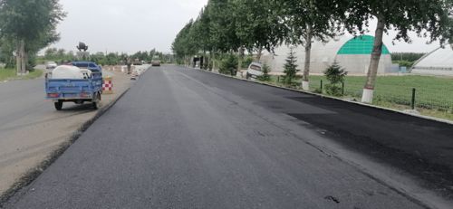 工程紀(jì)實(shí) 公司國(guó)道鶴大公路寧安鎮(zhèn)過(guò)境段工程瀝青砼路面面層試驗(yàn)段正式開(kāi)工